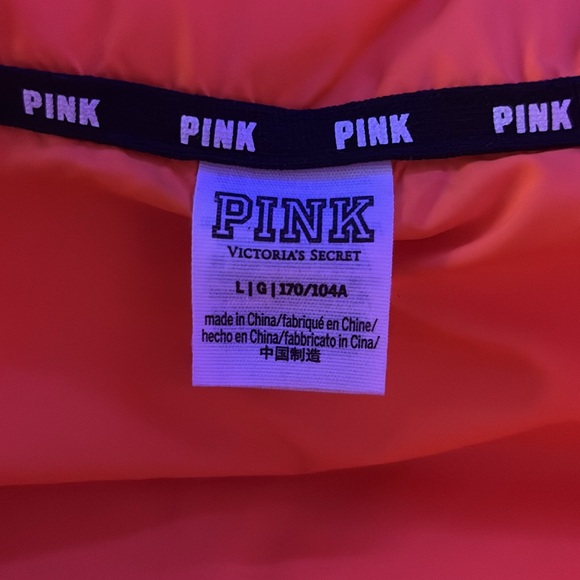 RARE HTF PINK VICTORIAS SECRET ORANGE LOGO 2018 FASHION SHOW PUFFER JACKET - Picture 8 of 11